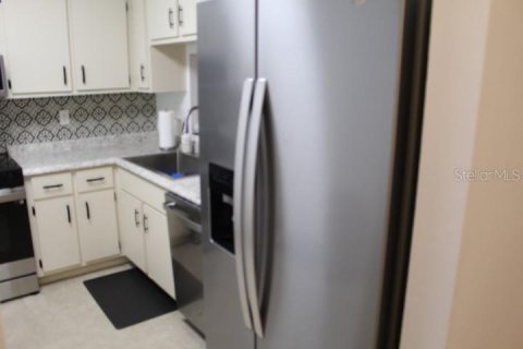 Townhouse in Ocala, Florida 2 bedrooms, 111.39 sq.m. № 1827969 - photo 28