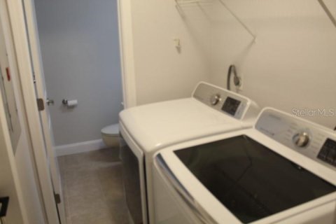 Townhouse in Ocala, Florida 2 bedrooms, 111.39 sq.m. № 1827969 - photo 20