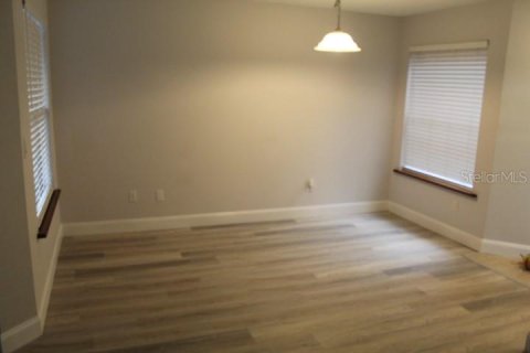 Townhouse in Ocala, Florida 2 bedrooms, 111.39 sq.m. № 1827969 - photo 12