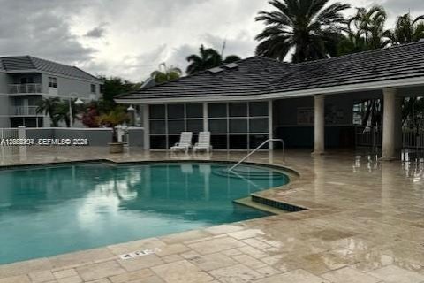 Condo in Cutler Bay, Florida, 2 bedrooms  № 2067845 - photo 19