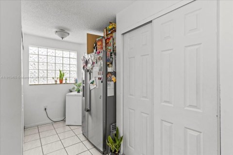 Copropriété à vendre à Miami, Floride: 2 chambres, 125.42 m2 № 1974460 - photo 6