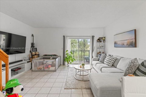 Copropriété à vendre à Miami, Floride: 2 chambres, 125.42 m2 № 1974460 - photo 24
