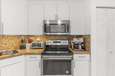 Copropriété à vendre à Miami, Floride: 2 chambres, 125.42 m2 № 1974460 - photo 5