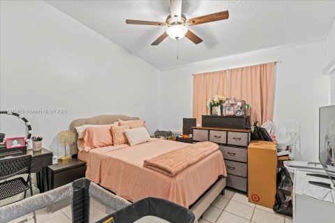 Copropriété à vendre à Miami, Floride: 2 chambres, 125.42 m2 № 1974460 - photo 7