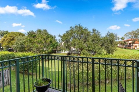 Copropriété à vendre à Miami, Floride: 2 chambres, 125.42 m2 № 1974460 - photo 27