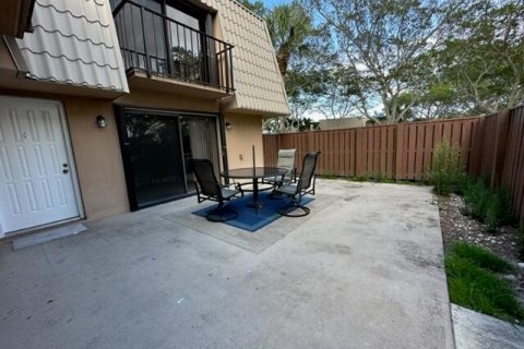 Touwnhouse à louer à West Palm Beach, Floride: 2 chambres, 114.83 m2 № 2439254 - photo 2