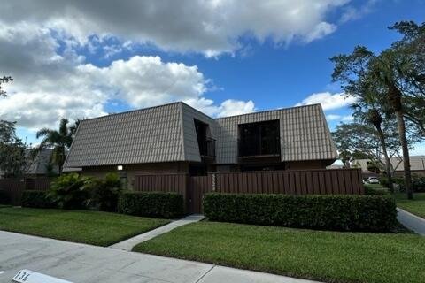 Touwnhouse à West Palm Beach, Floride 2 chambres, 114.83 m2 № 2439254