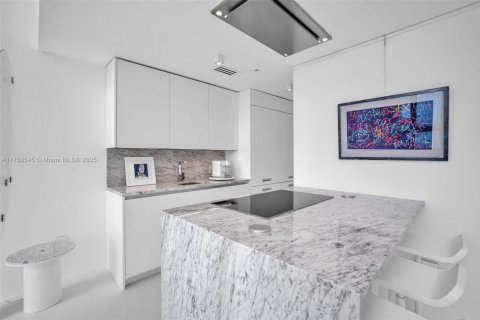 Copropriété à vendre à Miami, Floride: 1 chambre, 83.8 m2 № 1939737 - photo 13