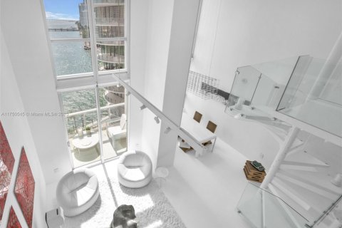 Copropriété à vendre à Miami, Floride: 1 chambre, 83.8 m2 № 1939737 - photo 1