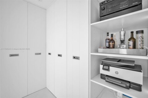 Copropriété à vendre à Miami, Floride: 1 chambre, 83.8 m2 № 1939737 - photo 23