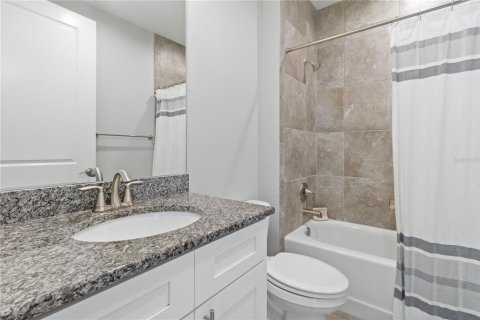 Copropriété à vendre à Bradenton, Floride: 3 chambres, 172.24 m2 № 2130104 - photo 29
