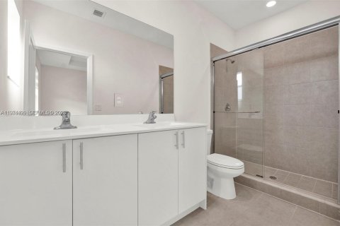 Купить таунхаус в Хомстед, Флорида 3 спальни, 123.37м2, № 2038383 - фото 14