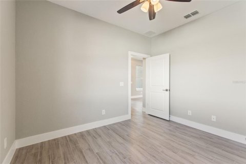 Casa en alquiler en Kissimmee, Florida, 4 dormitorios, 155.15 m2 № 2103708 - foto 16