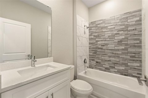 Casa en alquiler en Kissimmee, Florida, 4 dormitorios, 155.15 m2 № 2103708 - foto 15