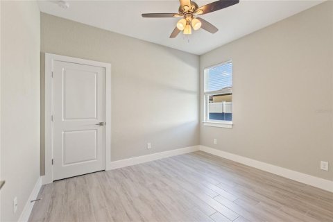 Casa en alquiler en Kissimmee, Florida, 4 dormitorios, 155.15 m2 № 2103708 - foto 17