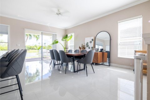 Купить виллу или дом в Пемброк-Пайнс, Флорида 4 спальни, 221.2м2, № 1995910 - фото 22