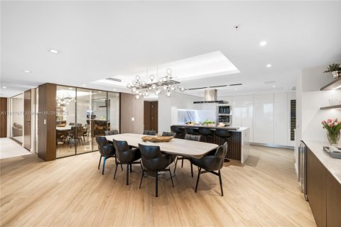 Copropriété à vendre à Sunny Isles Beach, Floride: 4 chambres, 287.44 m2 № 1925565 - photo 8