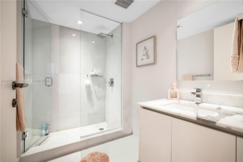Copropriété à vendre à Sunny Isles Beach, Floride: 4 chambres, 287.44 m2 № 1925565 - photo 21