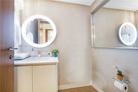 Copropriété à vendre à Sunny Isles Beach, Floride: 4 chambres, 287.44 m2 № 1925565 - photo 22