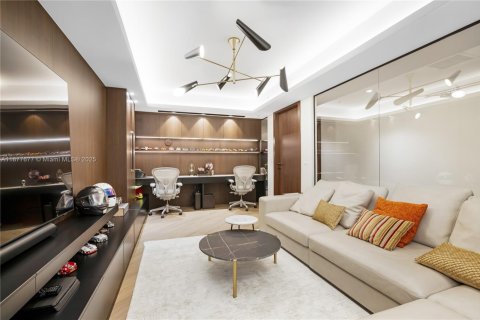 Copropriété à vendre à Sunny Isles Beach, Floride: 4 chambres, 287.44 m2 № 1925565 - photo 16