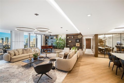 Copropriété à vendre à Sunny Isles Beach, Floride: 4 chambres, 287.44 m2 № 1925565 - photo 2