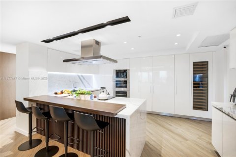 Copropriété à vendre à Sunny Isles Beach, Floride: 4 chambres, 287.44 m2 № 1925565 - photo 9