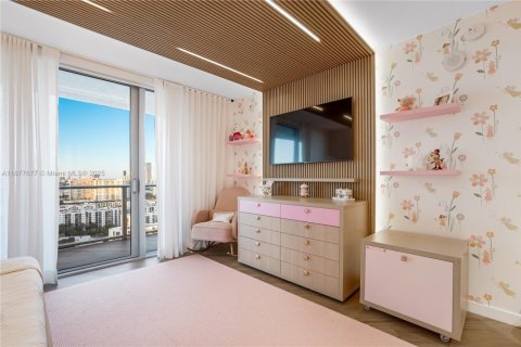 Copropriété à vendre à Sunny Isles Beach, Floride: 4 chambres, 287.44 m2 № 1925565 - photo 13