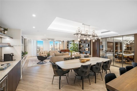 Copropriété à vendre à Sunny Isles Beach, Floride: 4 chambres, 287.44 m2 № 1925565 - photo 5