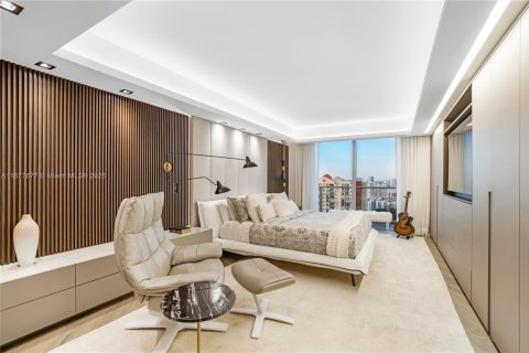 Copropriété à vendre à Sunny Isles Beach, Floride: 4 chambres, 287.44 m2 № 1925565 - photo 18