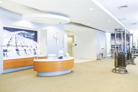 Condo in Bal Harbour, Florida, 2 bedrooms  № 1787057 - photo 17