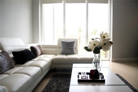Condo in Bal Harbour, Florida, 2 bedrooms  № 1787057 - photo 29