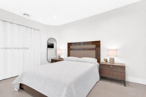 Casa en venta en Cutler Bay, Florida, 3 dormitorios, 129.51 m2 № 2057585 - foto 30