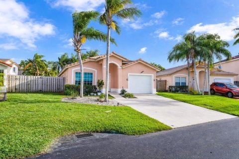 Casa en venta en Cutler Bay, Florida, 3 dormitorios, 129.51 m2 № 2057585 - foto 5