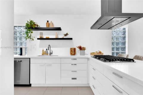 Casa en venta en Cutler Bay, Florida, 3 dormitorios, 129.51 m2 № 2057585 - foto 12