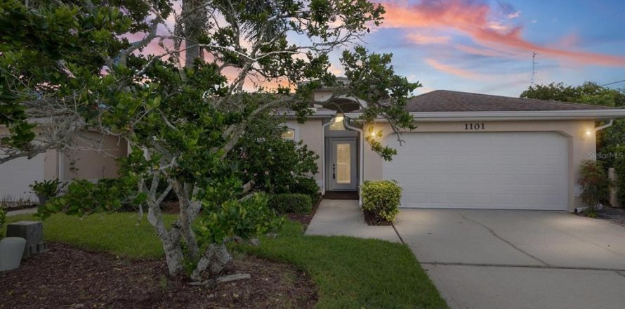 Villa ou maison à Dunedin, Floride 3 chambres, 189.15 m2 № 2347402