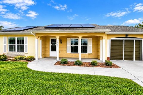 House in Holiday, Florida 2 bedrooms, 104.52 sq.m. № 2312542
