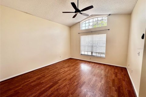 Villa ou maison à louer à Orlando, Floride: 4 chambres, 182 m2 № 2117275 - photo 21