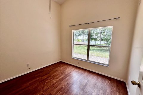 Villa ou maison à louer à Orlando, Floride: 4 chambres, 182 m2 № 2117275 - photo 2