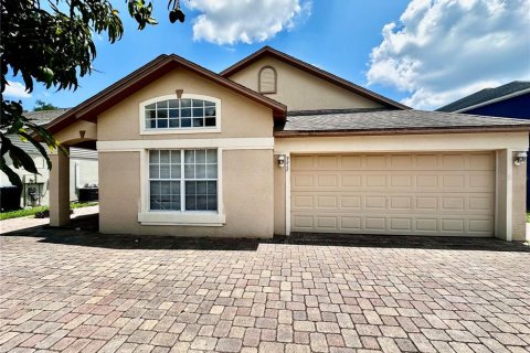 Villa ou maison à louer à Orlando, Floride: 4 chambres, 182 m2 № 2117275 - photo 11