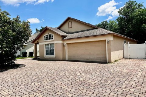 Villa ou maison à Orlando, Floride 4 chambres, 182 m2 № 2117275