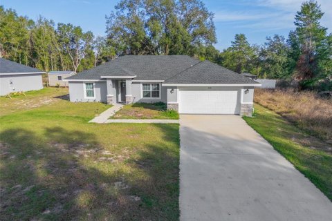 House in Ocala, Florida 3 bedrooms, 162.76 sq.m. № 1517425 - photo 1
