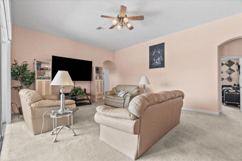 House in Kissimmee, Florida 4 bedrooms, 248.14 sq.m. № 1866606 - photo 12