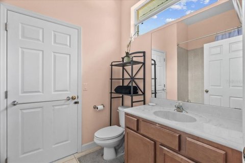 House in Kissimmee, Florida 4 bedrooms, 248.14 sq.m. № 1866606 - photo 15