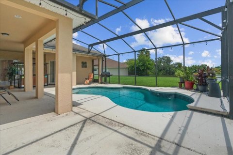 House in Kissimmee, Florida 4 bedrooms, 248.14 sq.m. № 1866606 - photo 23