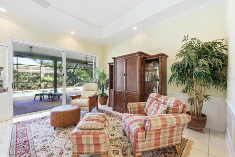 House in Englewood, Florida 2 bedrooms, 193.52 sq.m. № 2097889 - photo 12