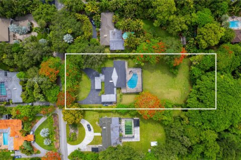 Villa ou maison à vendre à Pinecrest, Floride: 4 chambres, 266.63 m2 № 2084040 - photo 26