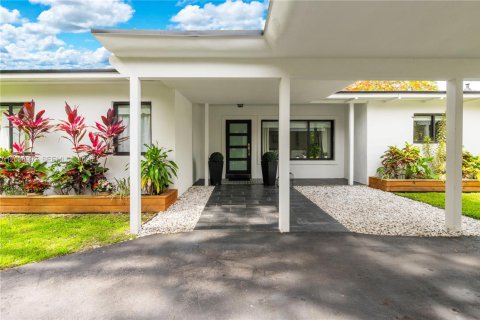 Villa ou maison à Pinecrest, Floride 4 chambres, 266.63 m2 № 2084040