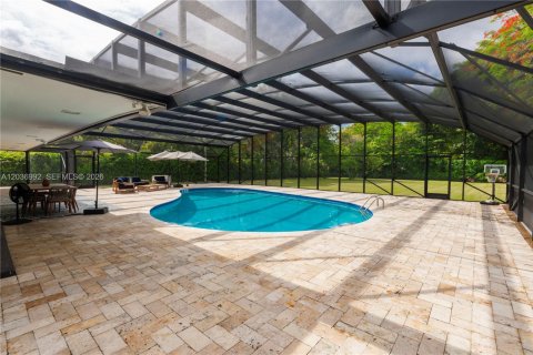 Villa ou maison à vendre à Pinecrest, Floride: 4 chambres, 266.63 m2 № 2084040 - photo 20