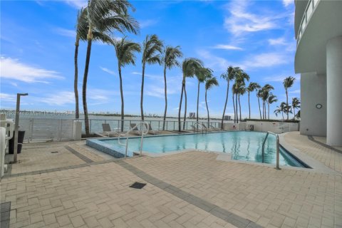 Купить кондоминиум в Майами, Флорида 3 спальни, 156.08м2, № 1954564 - фото 16