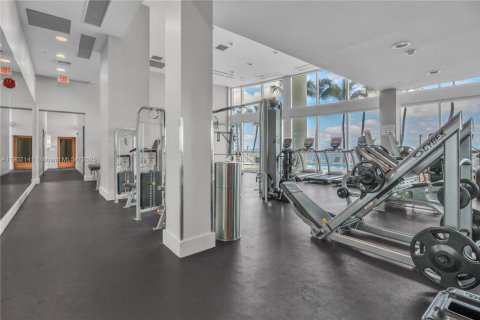 Купить кондоминиум в Майами, Флорида 3 спальни, 156.08м2, № 1954564 - фото 18